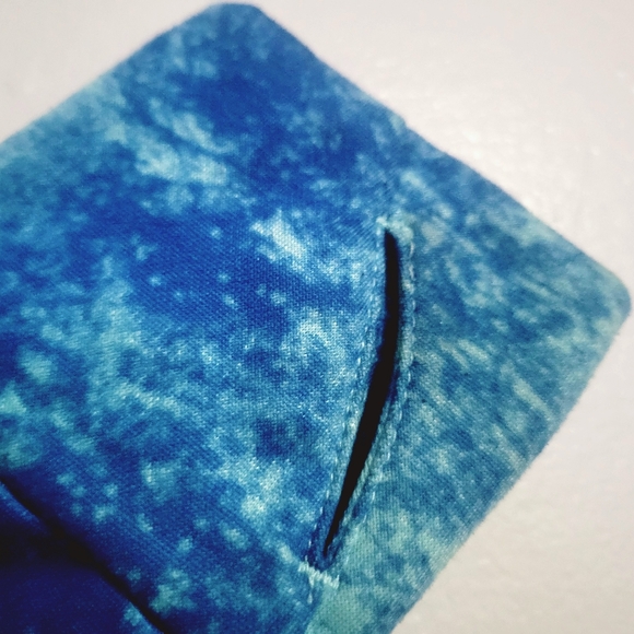 Kids All In Motion Blue Canopy Tech Fleece Tie Dye Hoodie - Picture 4 of 4